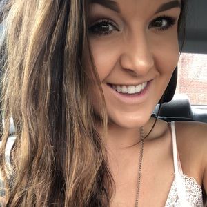 Meet your Posher, Jacquelyn